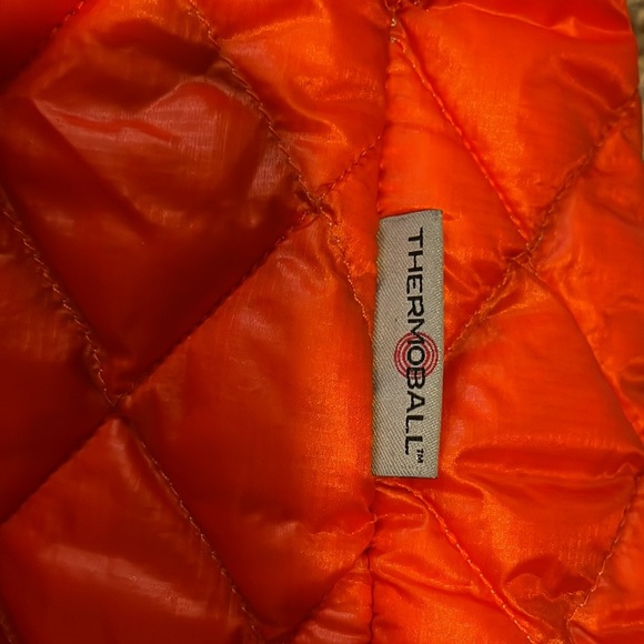 TNF Thermoball Jacket - Picture 5 of 6